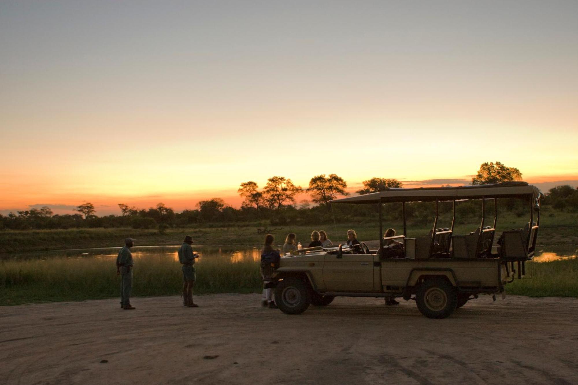 Rhino Post Safari Lodge Skukuza Bagian luar foto